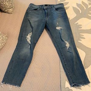 Kut Connie High Rise Ankle Skinny w/ Distressing